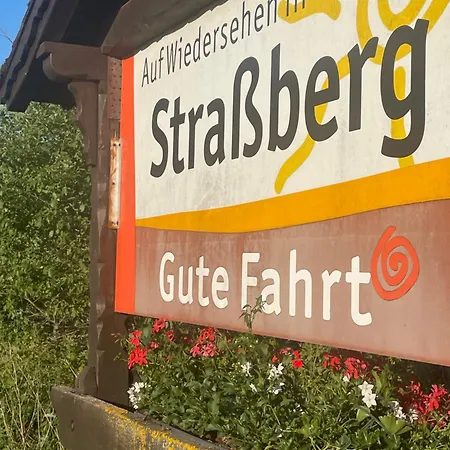 Апартаменты Naturestay Strassberg (Zollernalb)