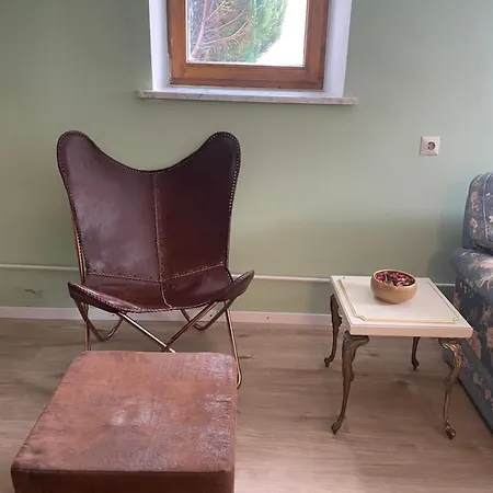 Erdgeschosswohnung Mit Separatem Eingang Apartament *