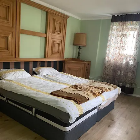 Apartament Erdgeschosswohnung Mit Separatem Eingang Strassberg (Zollernalb)